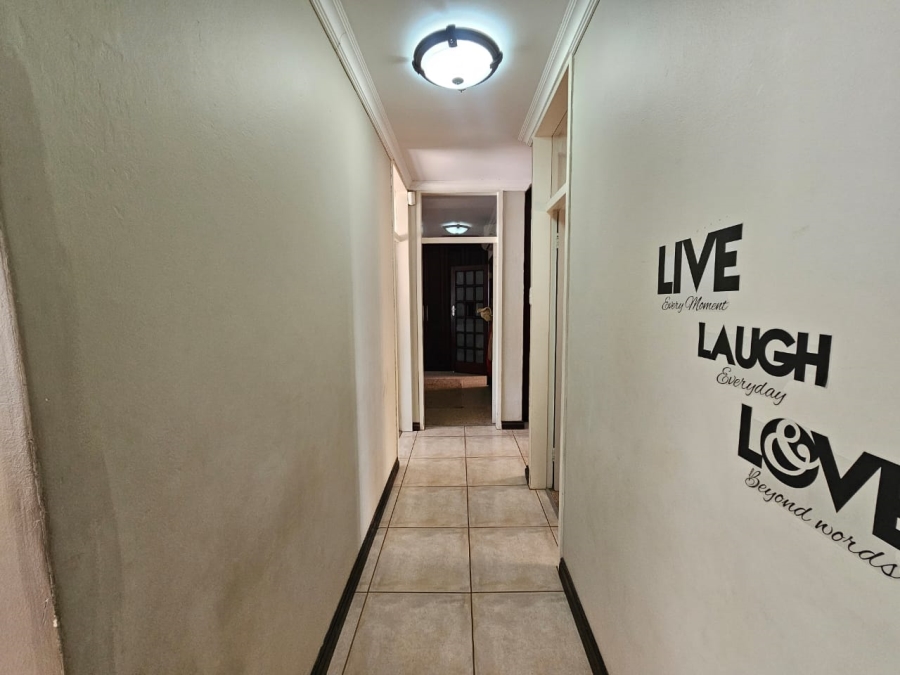 4 Bedroom Property for Sale in Jan Cillierspark Free State
